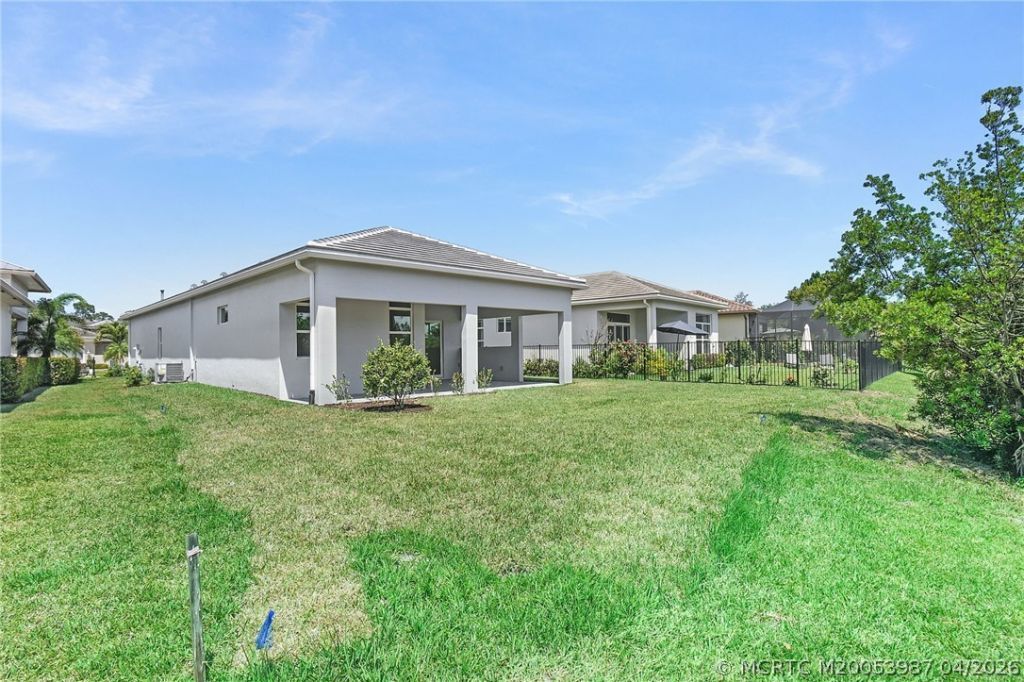 179 SE Via Tirso, Port Saint Lucie, FL 34952 Photo
