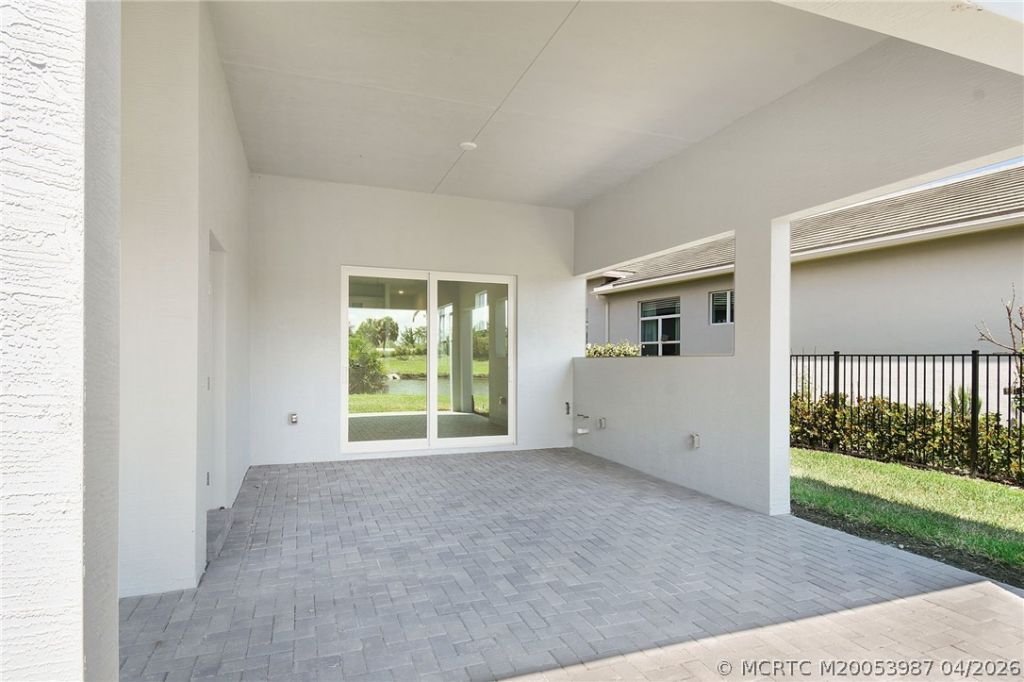 179 SE Via Tirso, Port Saint Lucie, FL 34952 Photo