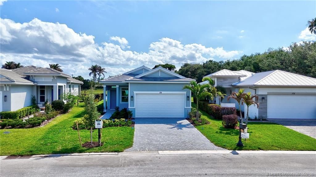 179 SE Via Tirso, Port Saint Lucie, FL 34952 Photo