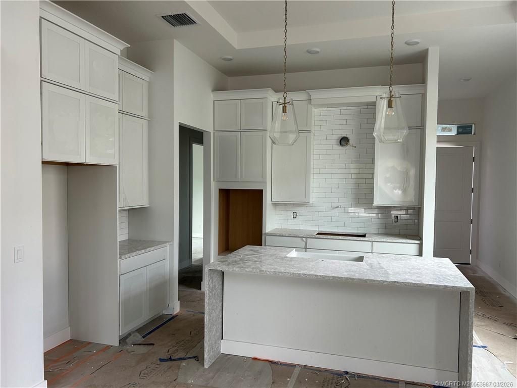 179 SE Via Tirso, Port Saint Lucie, FL 34952 Photo