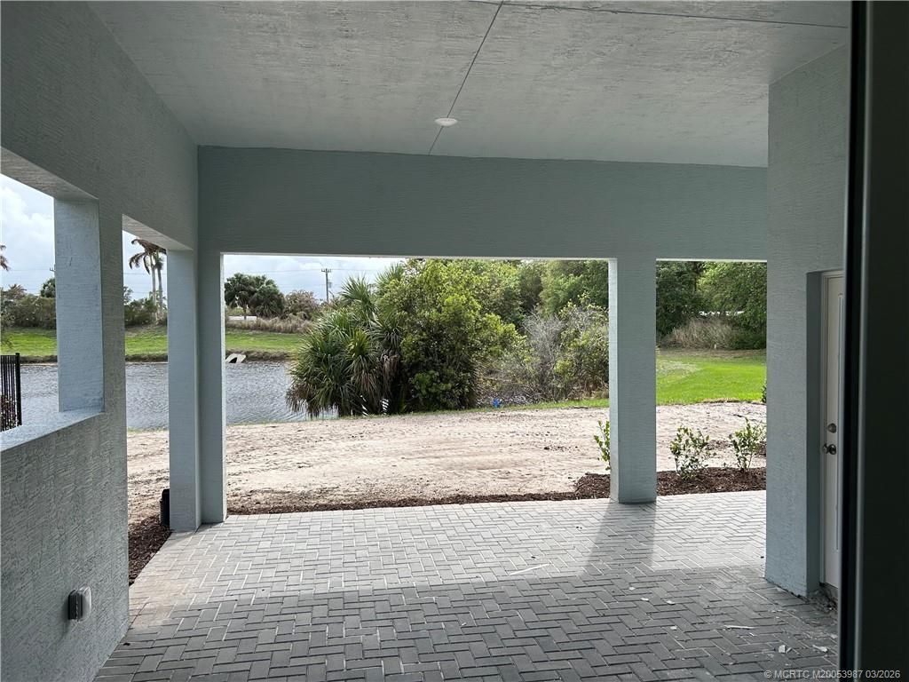 179 SE Via Tirso, Port Saint Lucie, FL 34952 Photo