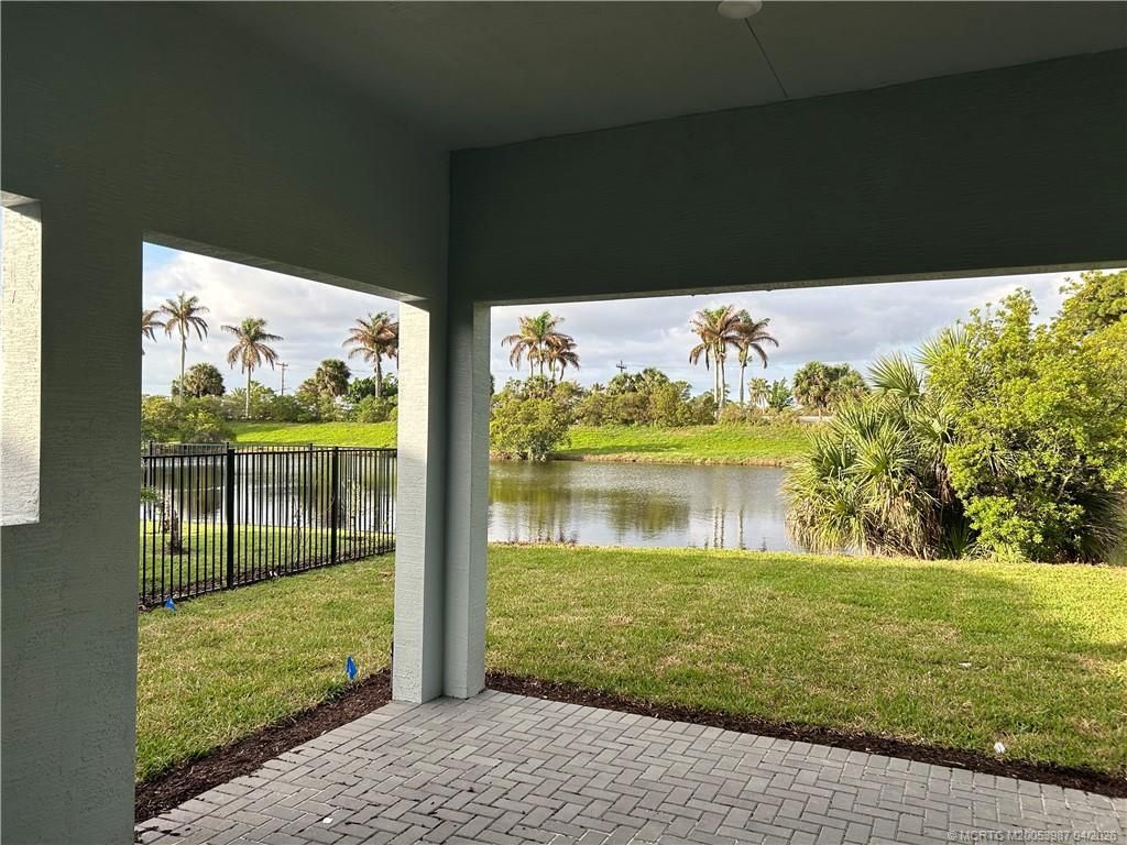 179 SE Via Tirso, Port Saint Lucie, FL 34952 Photo