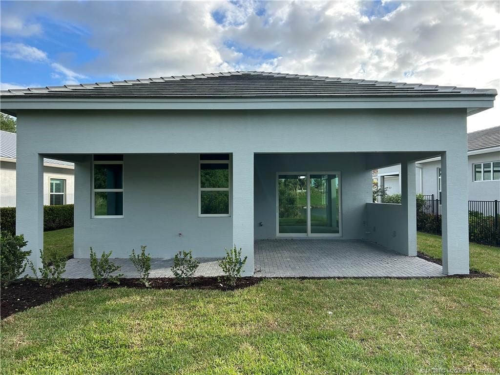179 SE Via Tirso, Port Saint Lucie, FL 34952 Photo