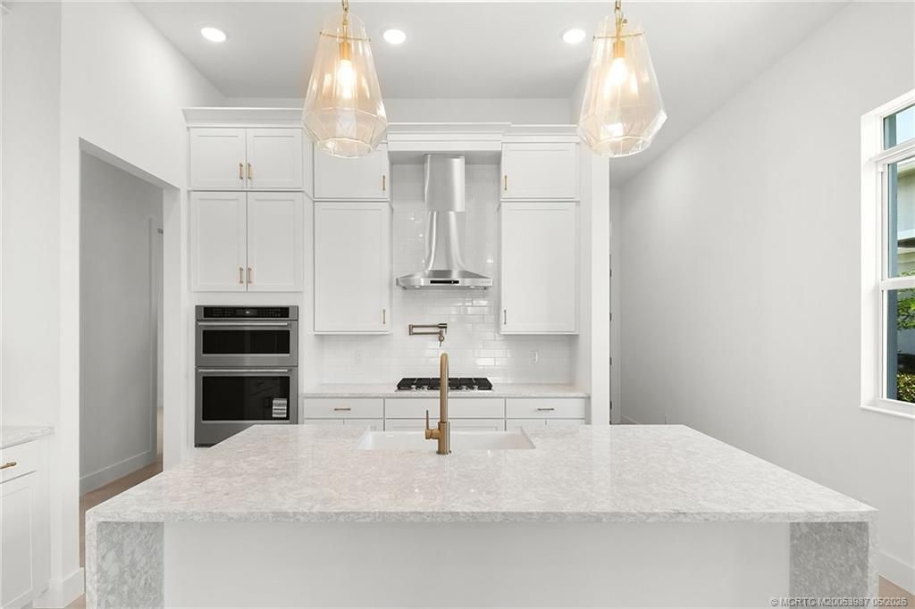 179 SE Via Tirso, Port Saint Lucie, FL 34952 Photo