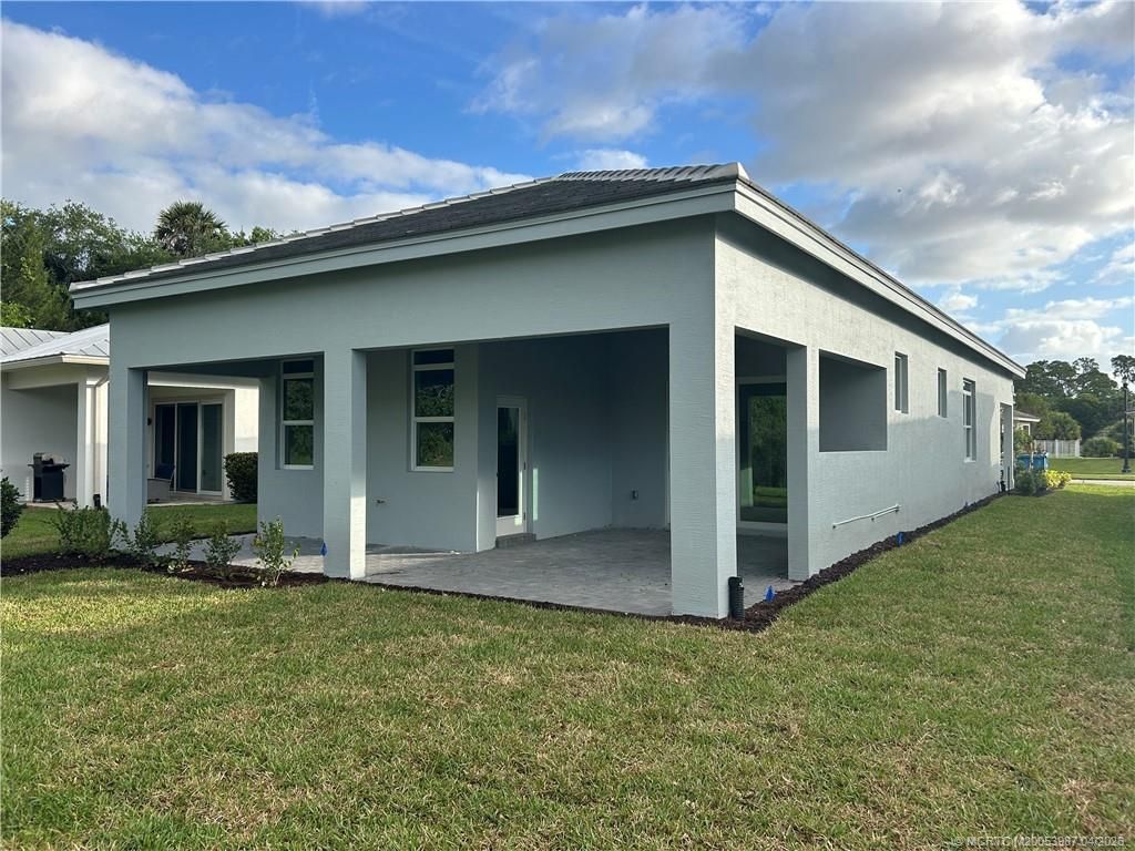 179 SE Via Tirso, Port Saint Lucie, FL 34952 Photo