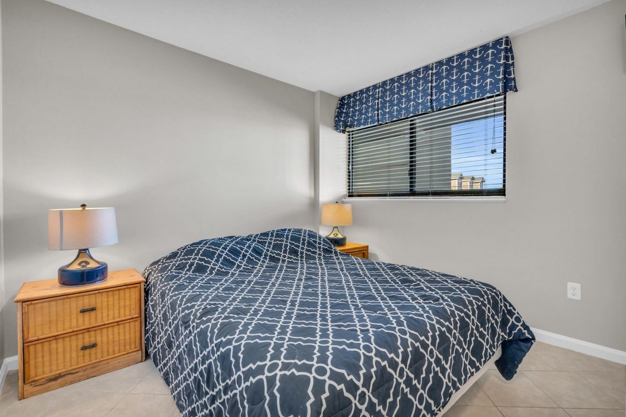 5806 N Ocean Blvd. Photo 28