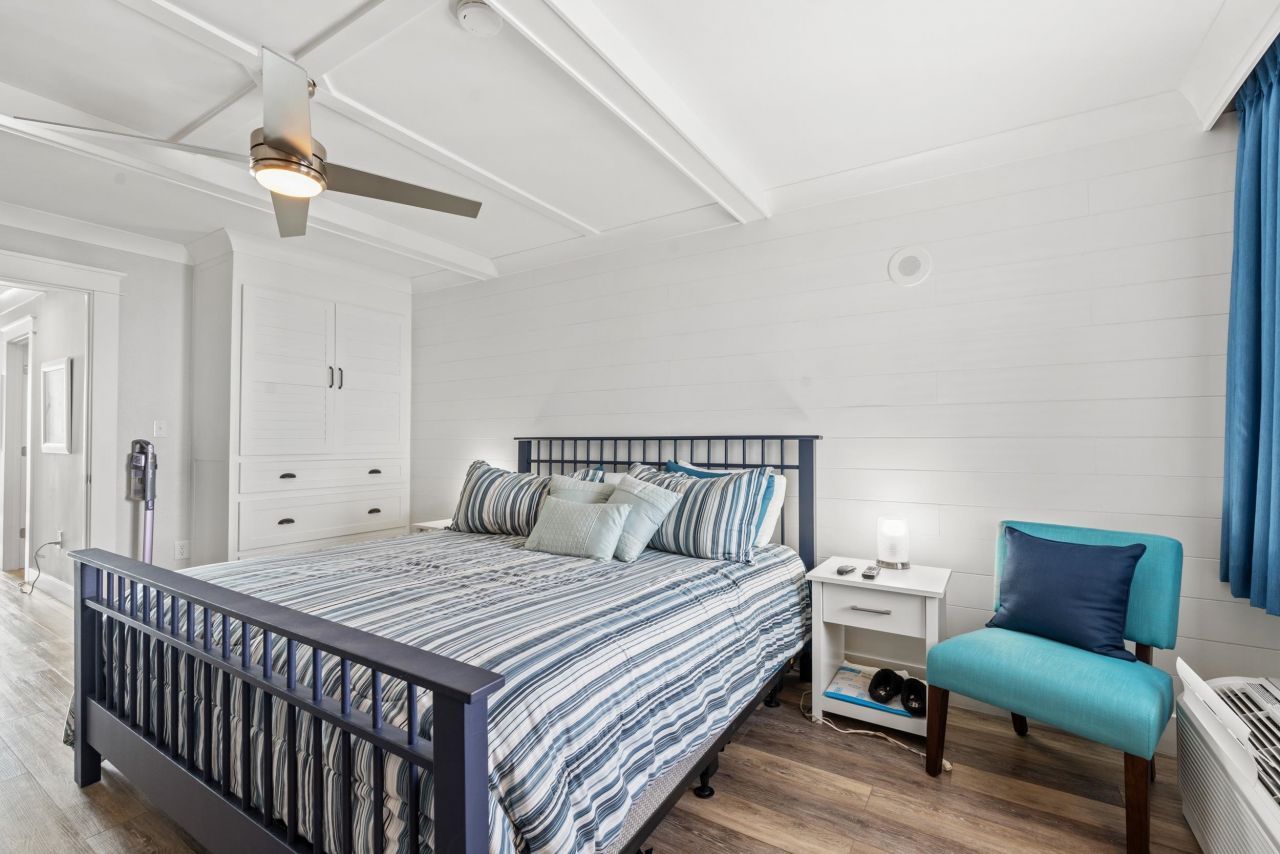 200 76th Ave. N Photo 12