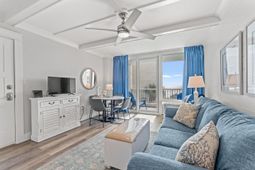 200 76th Ave. N photo 4