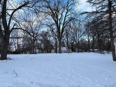 2918 Midwood Street , Lansing, MI 48911