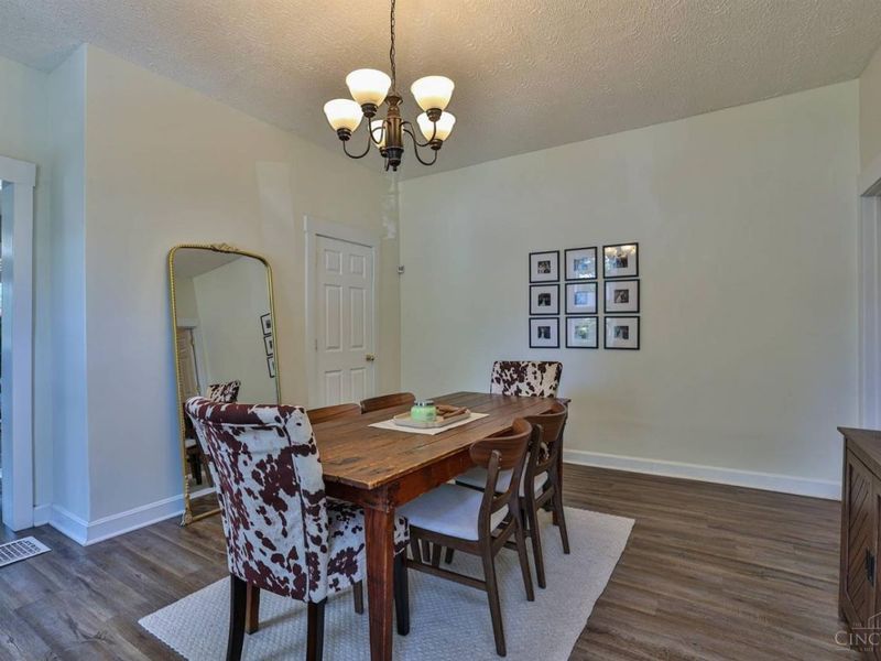 320 McClelland Avenue, Saint Bernard, OH 45217 Photo 6