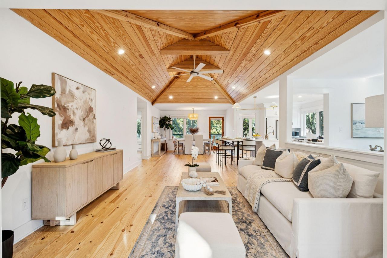 816 Palm Boulevard Photo 13