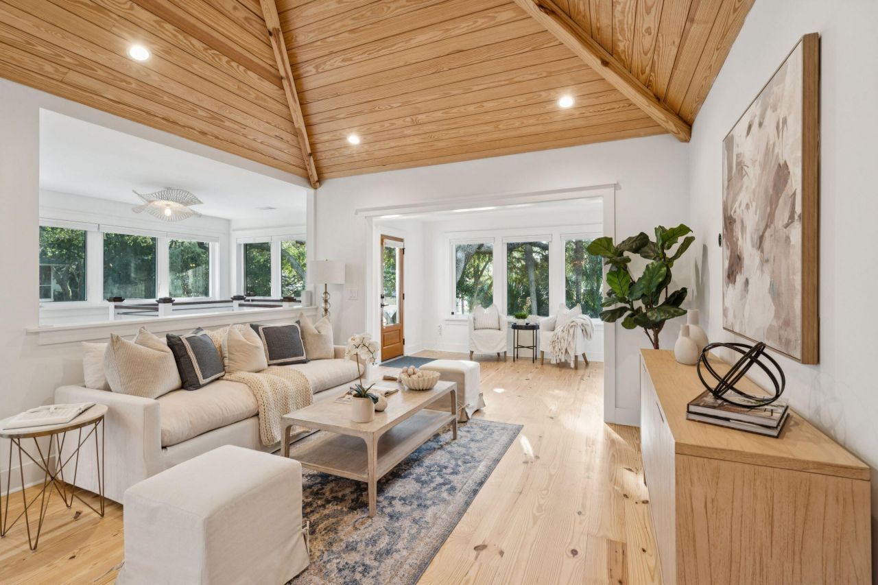 816 Palm Boulevard Photo 15