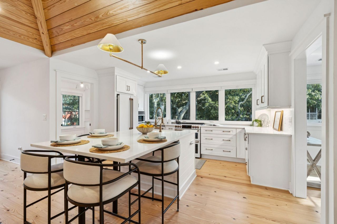 816 Palm Boulevard Photo 18