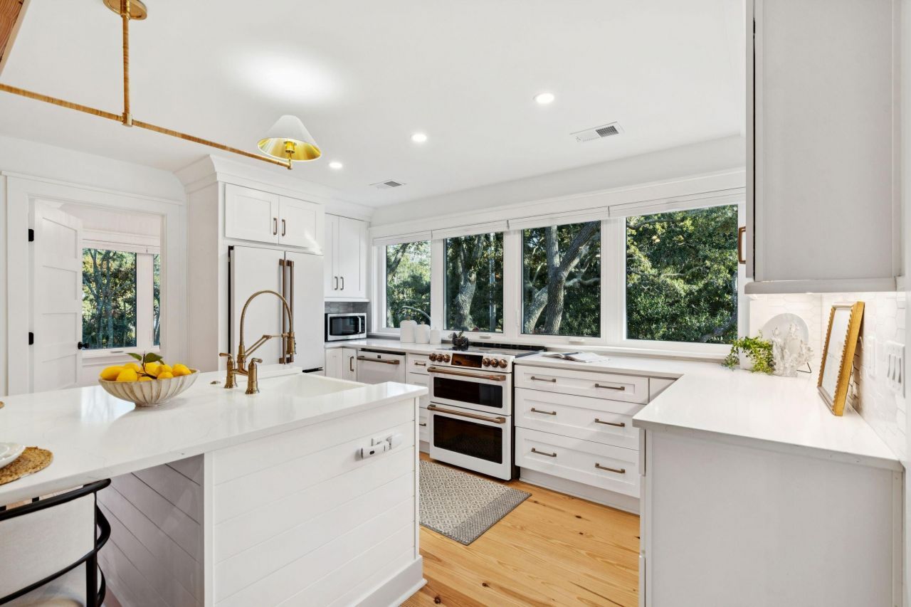 816 Palm Boulevard Photo 22