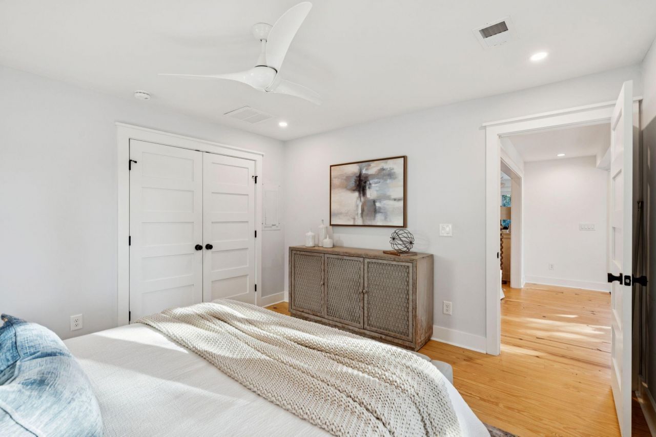 816 Palm Boulevard Photo 40