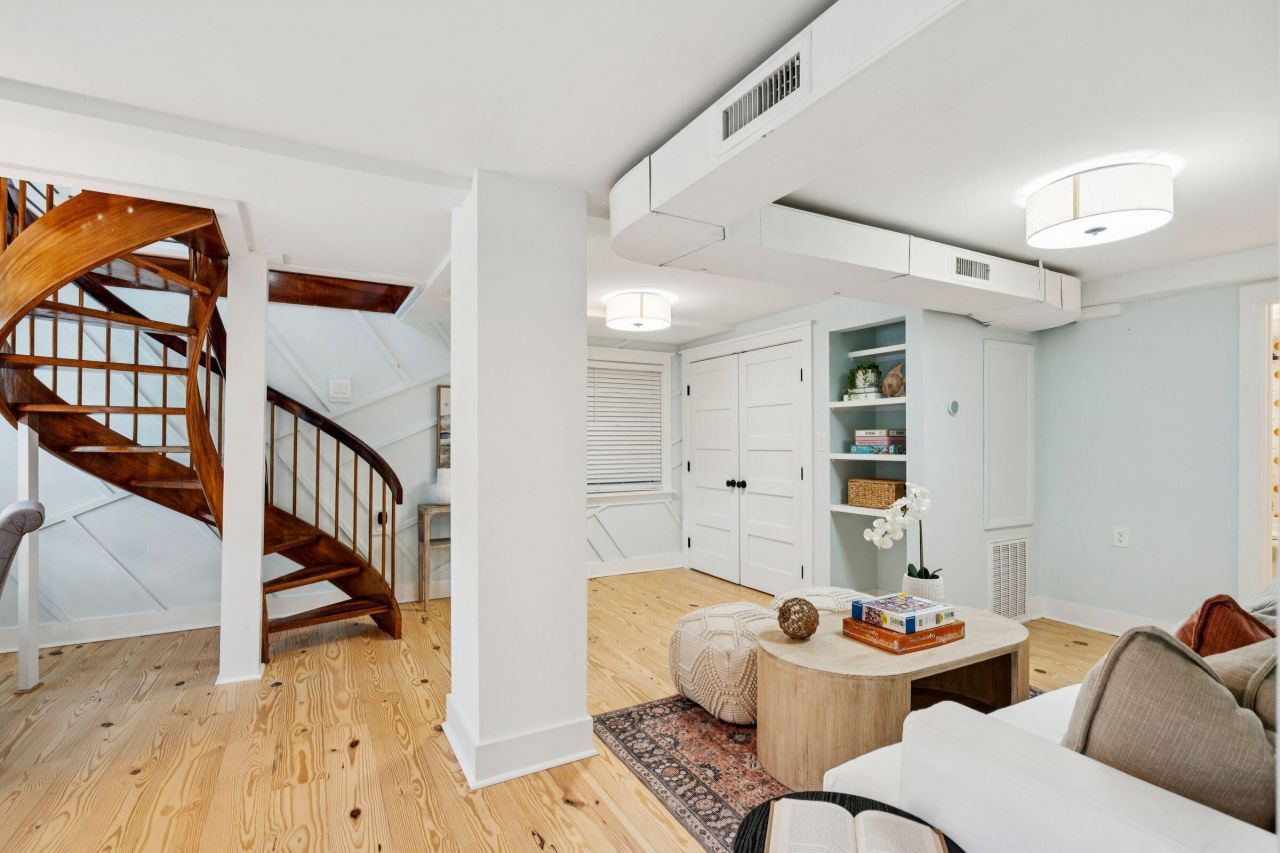 816 Palm Boulevard Photo 59