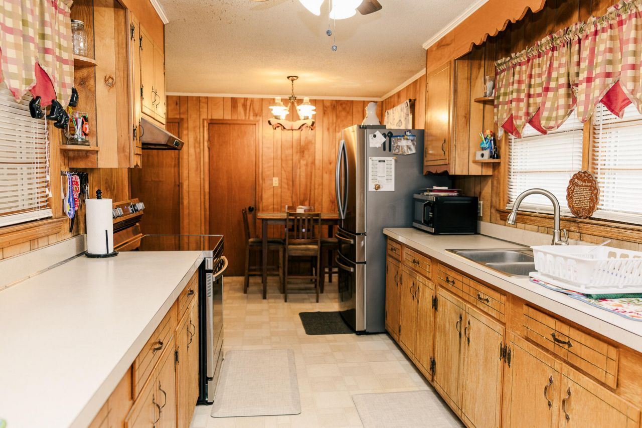 181 Dusty Road Photo 8