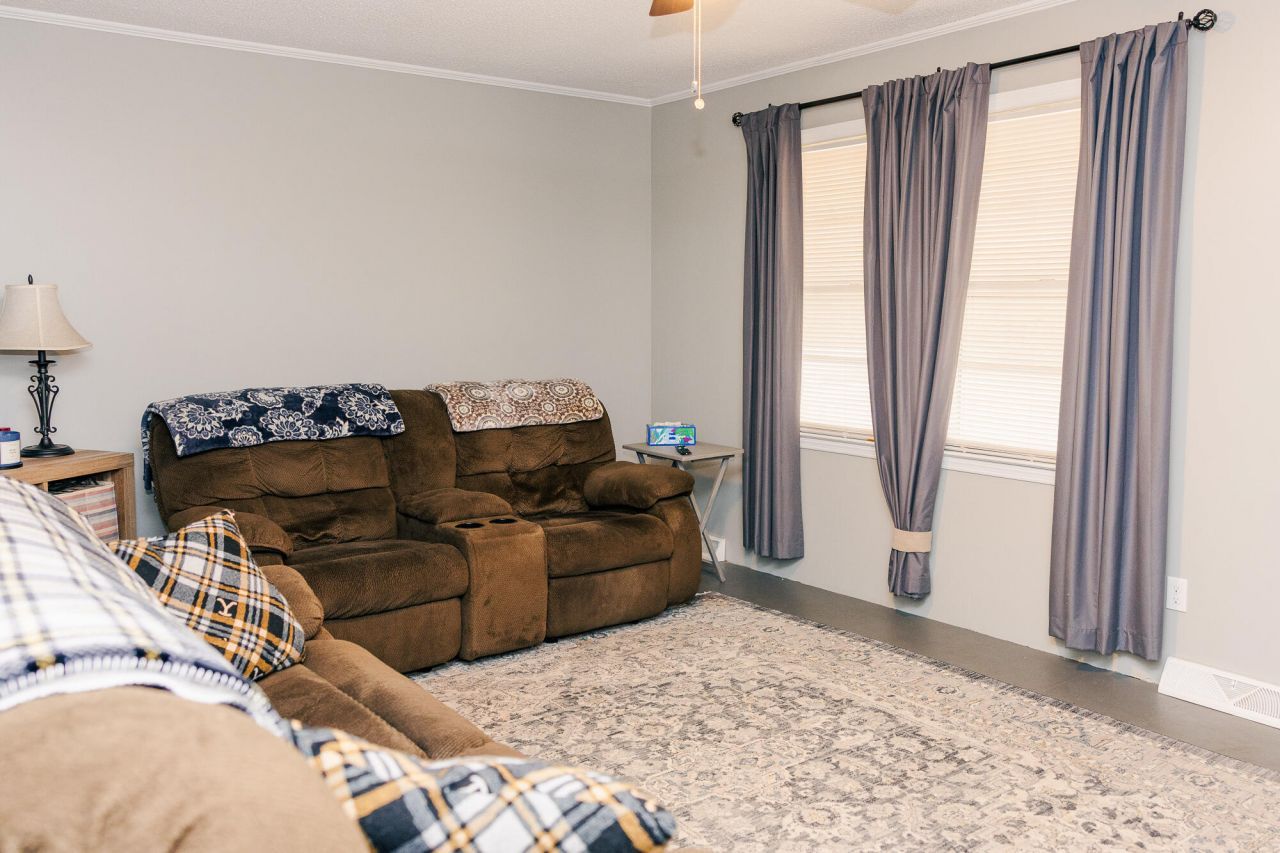 181 Dusty Road Photo 9