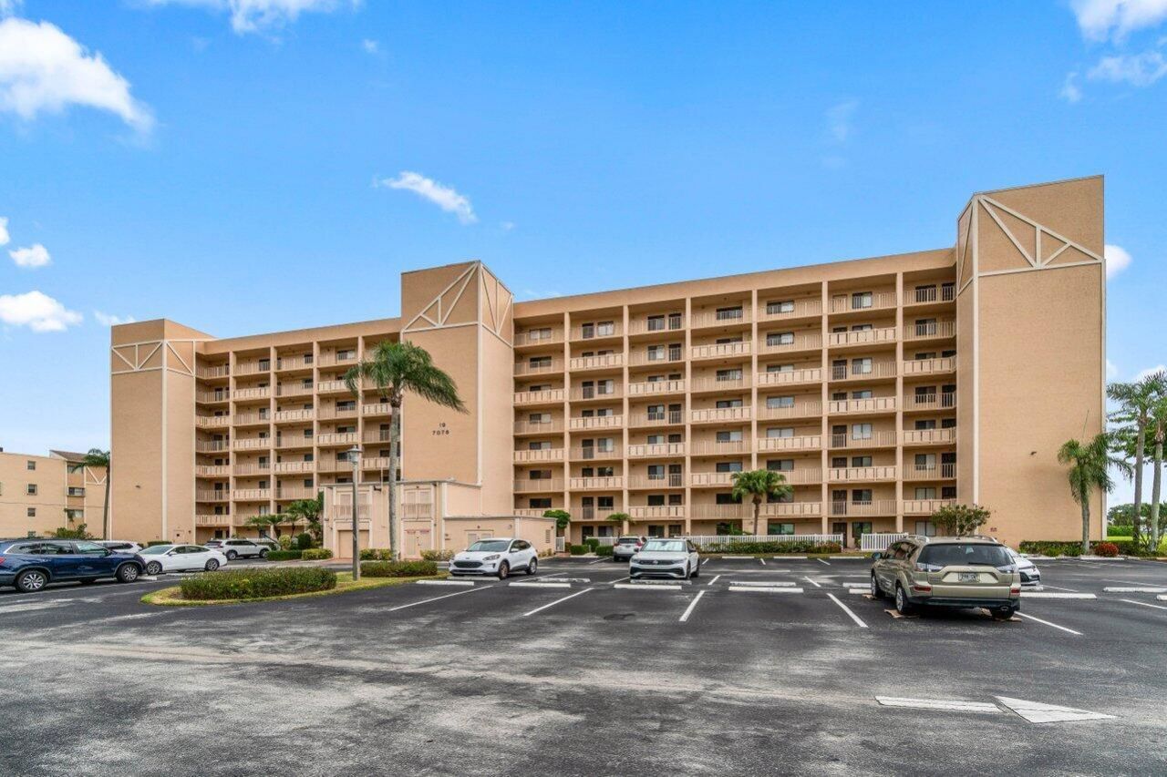 7076 Huntington Lane, Unit 803, Delray Beach, FL 33446 Photo