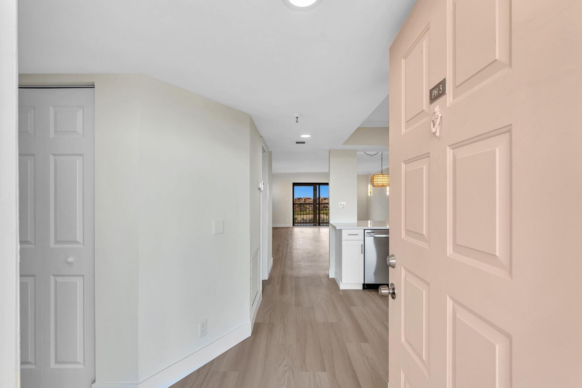 7076 Huntington Lane, Unit 803, Delray Beach, FL 33446 Photo