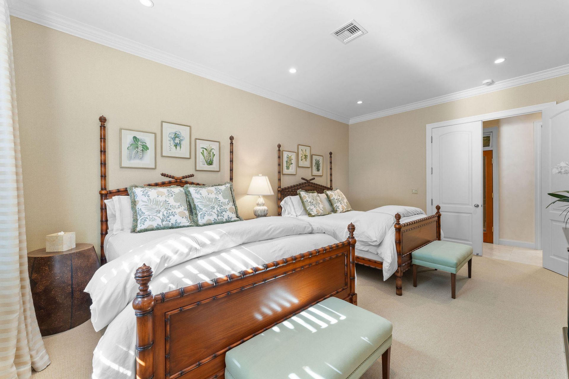 1155 Lake House Drive, North Palm Beach, FL 33408 Photo