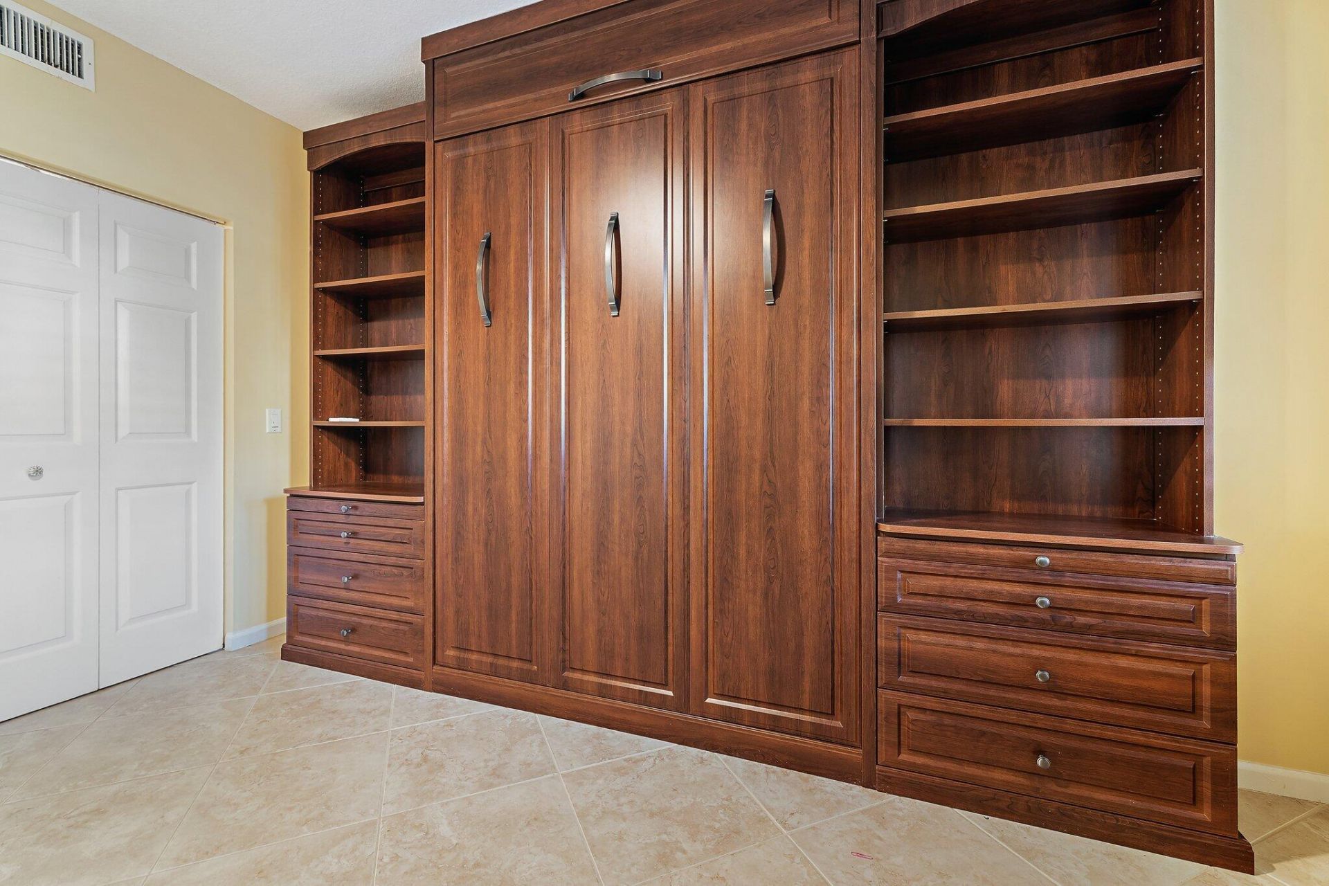 5800 NE Island Cove Way, Unit 2107, Stuart, FL 34996 Photo