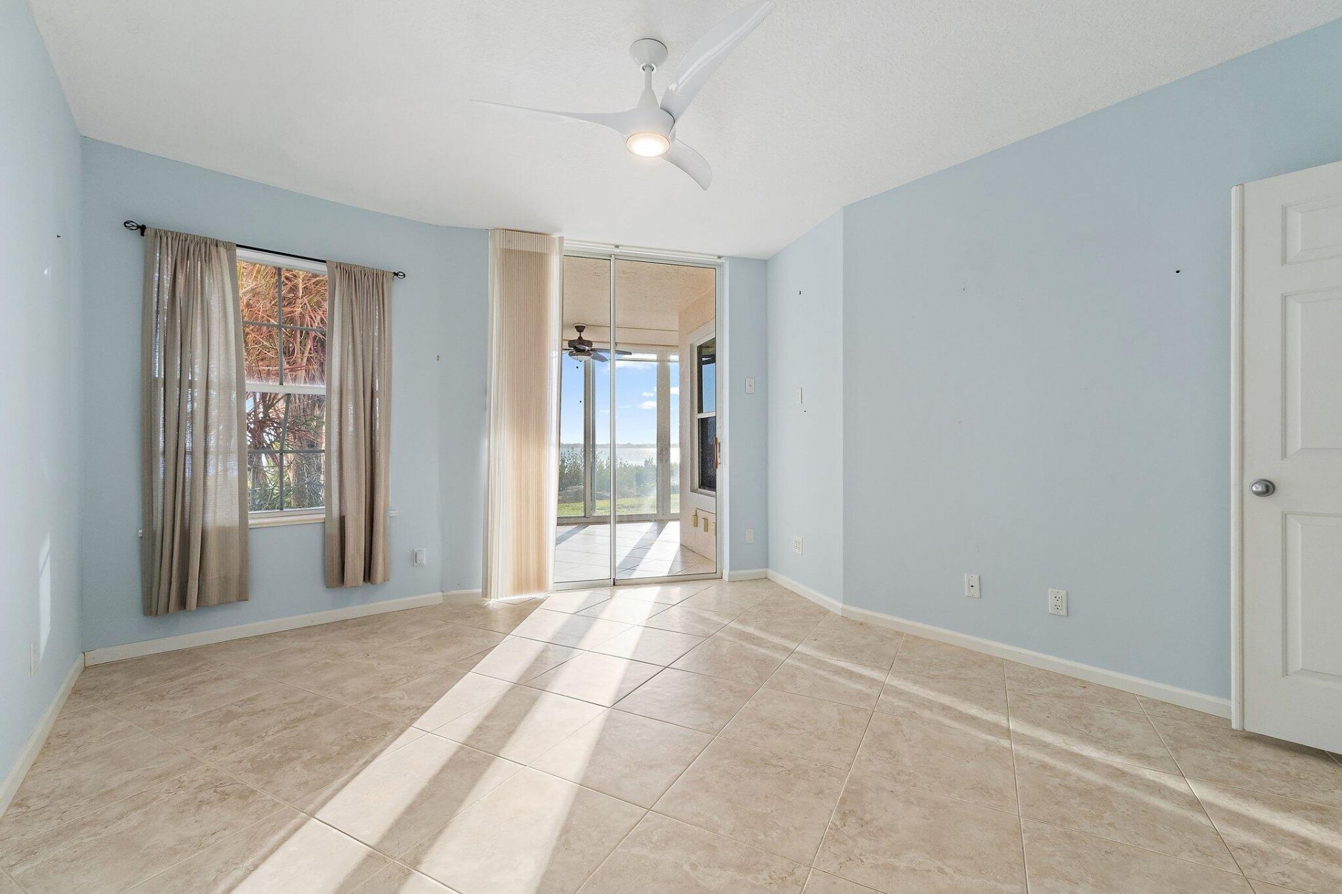 5800 NE Island Cove Way, Unit 2107, Stuart, FL 34996 Photo