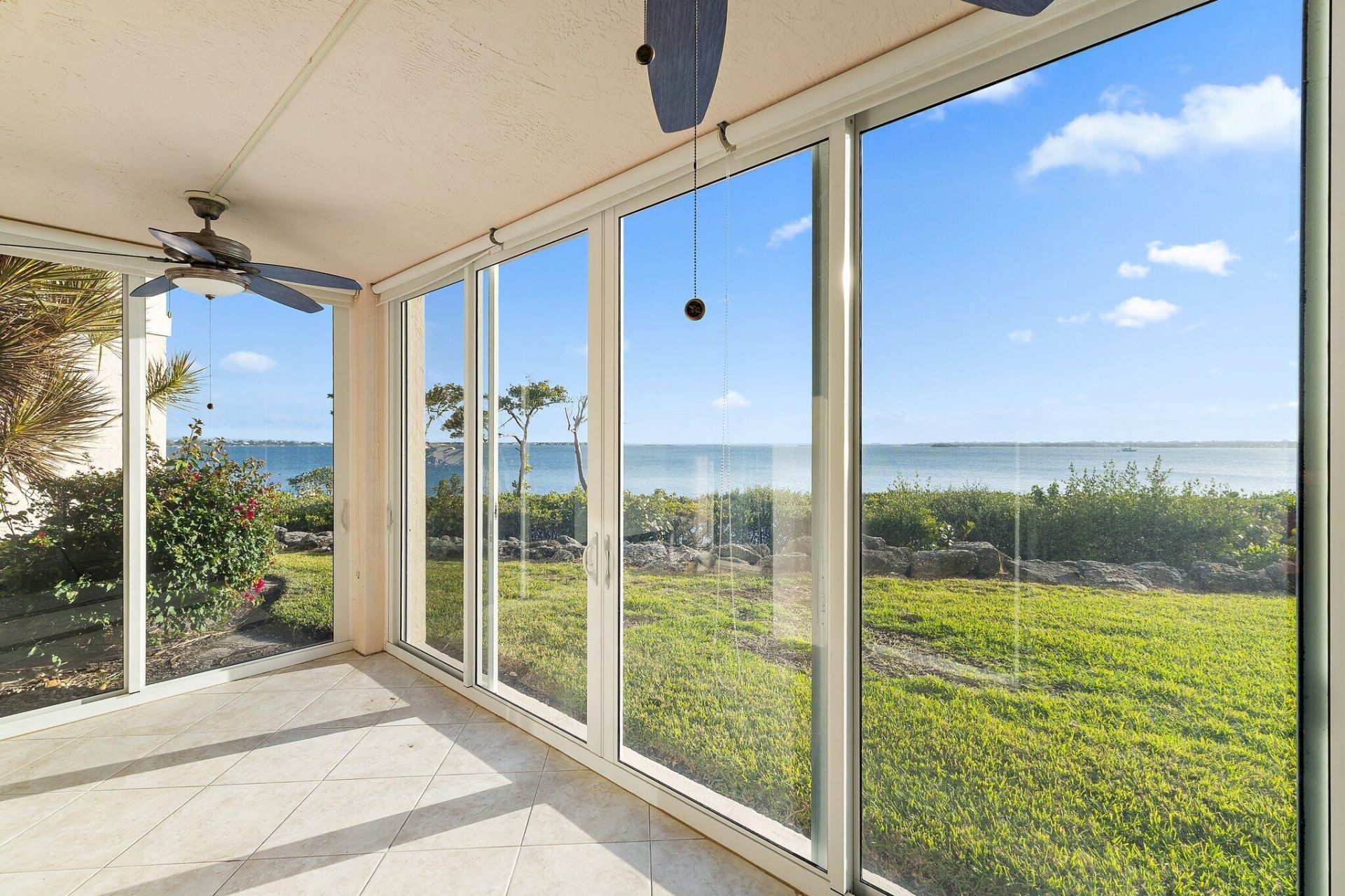 5800 NE Island Cove Way, Unit 2107, Stuart, FL 34996 Photo
