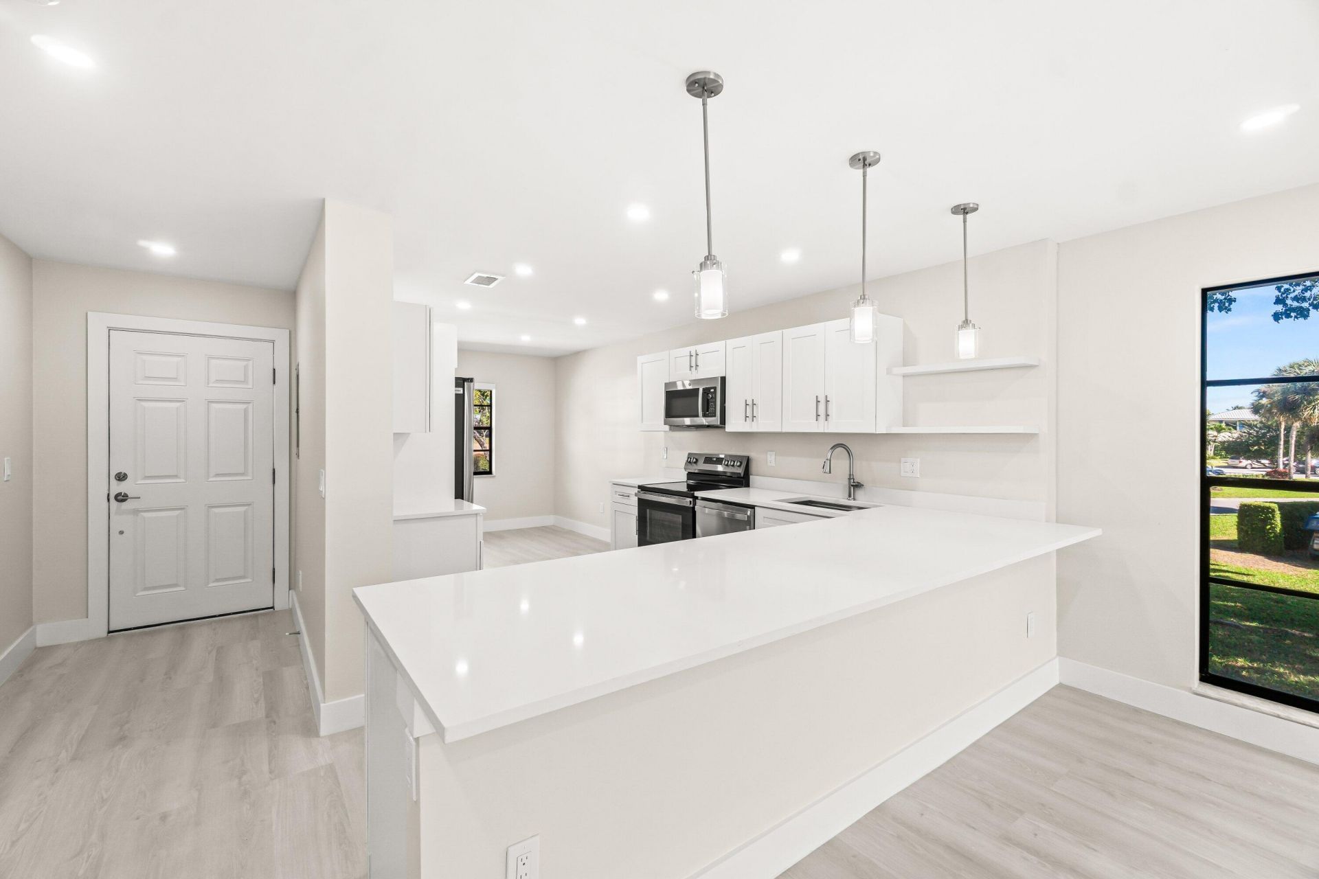 14 Westgate Lane, Unit B, Boynton Beach, FL 33436 Photo