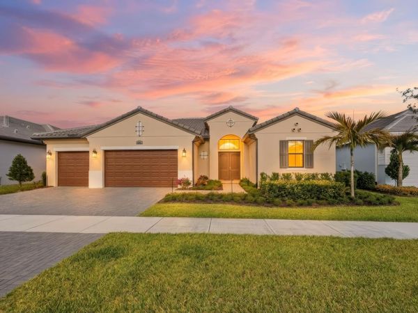 8572 SW Felicita Way, Port St. Lucie, FL 34987