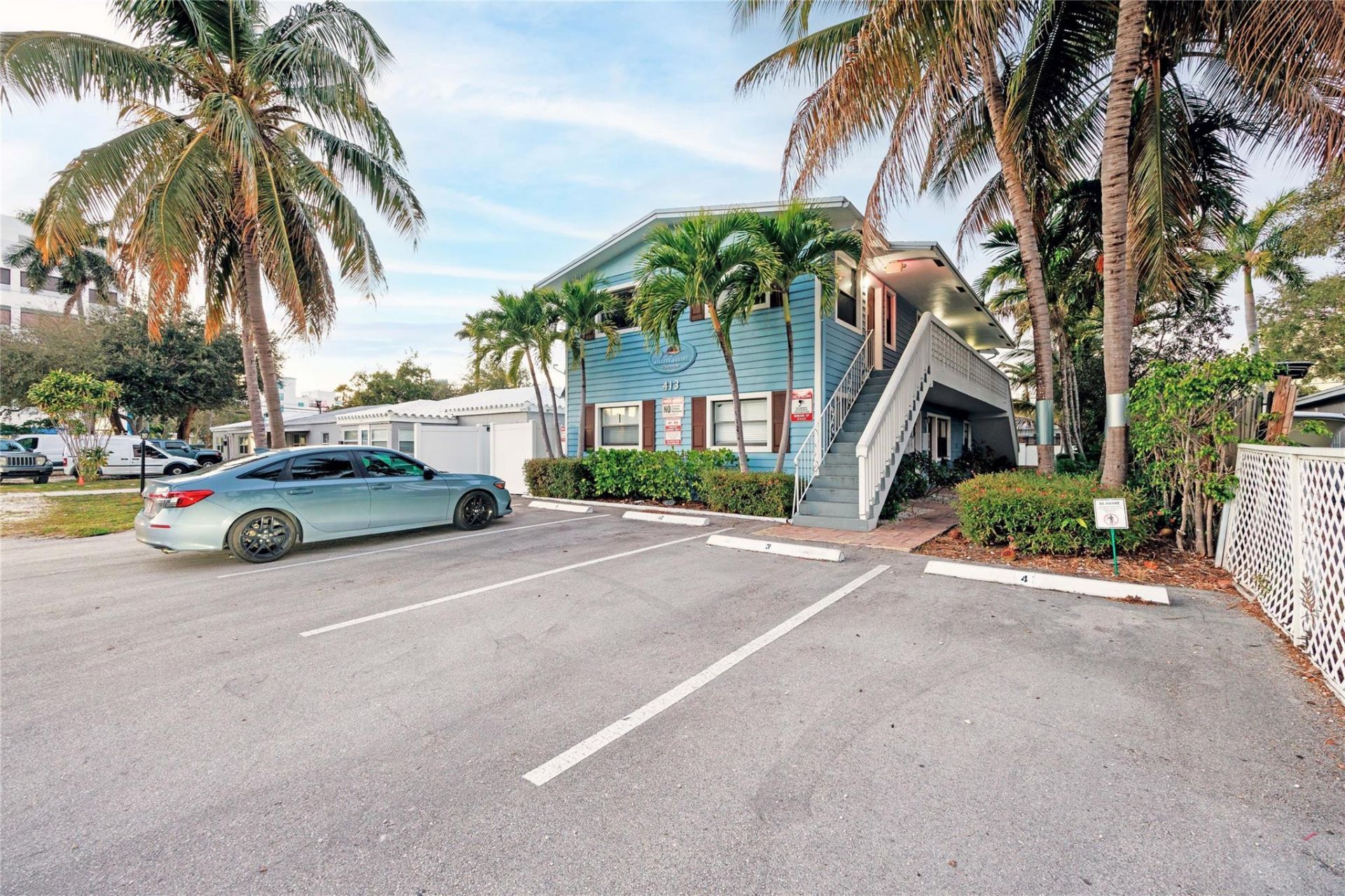 413 SE 16th Street, Unit 4, Fort Lauderdale, FL 33316 Photo