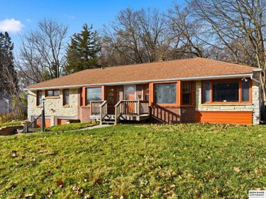 3420 N 42nd Street, Omaha, NE 68111
