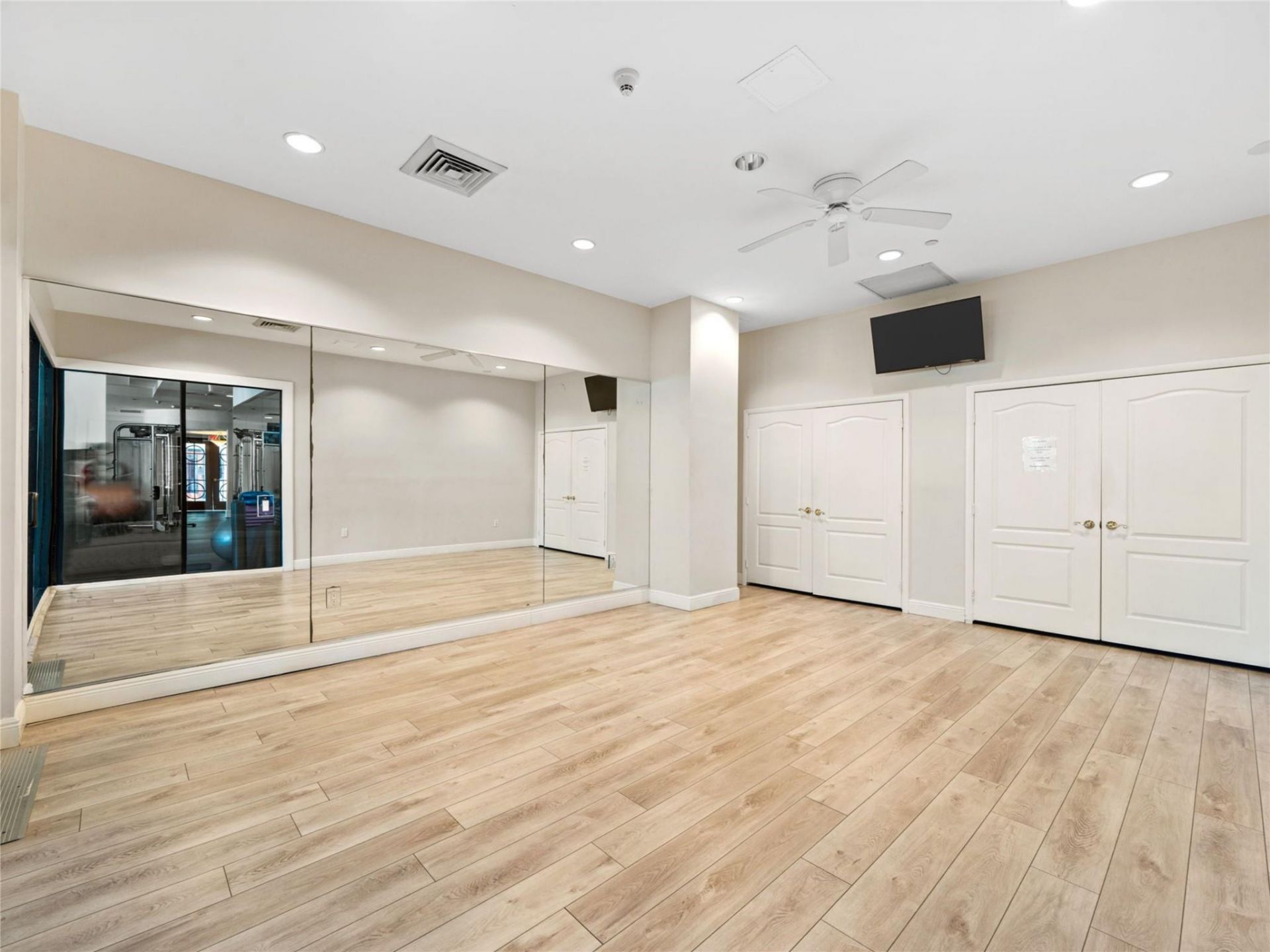 610 W Las Olas Boulevard, Unit 1213N, Fort Lauderdale, FL 33312 Photo