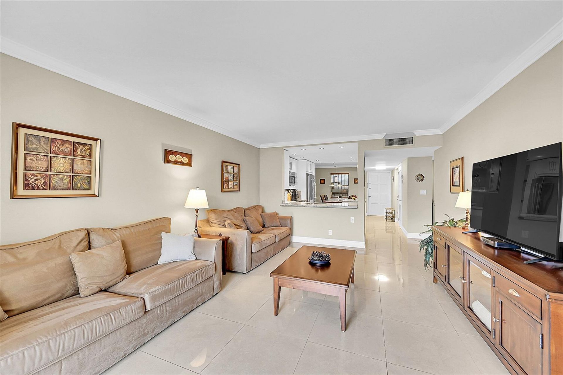 777 S Federal Hwy, Unit E-205, Pompano Beach, FL 33062 Photo