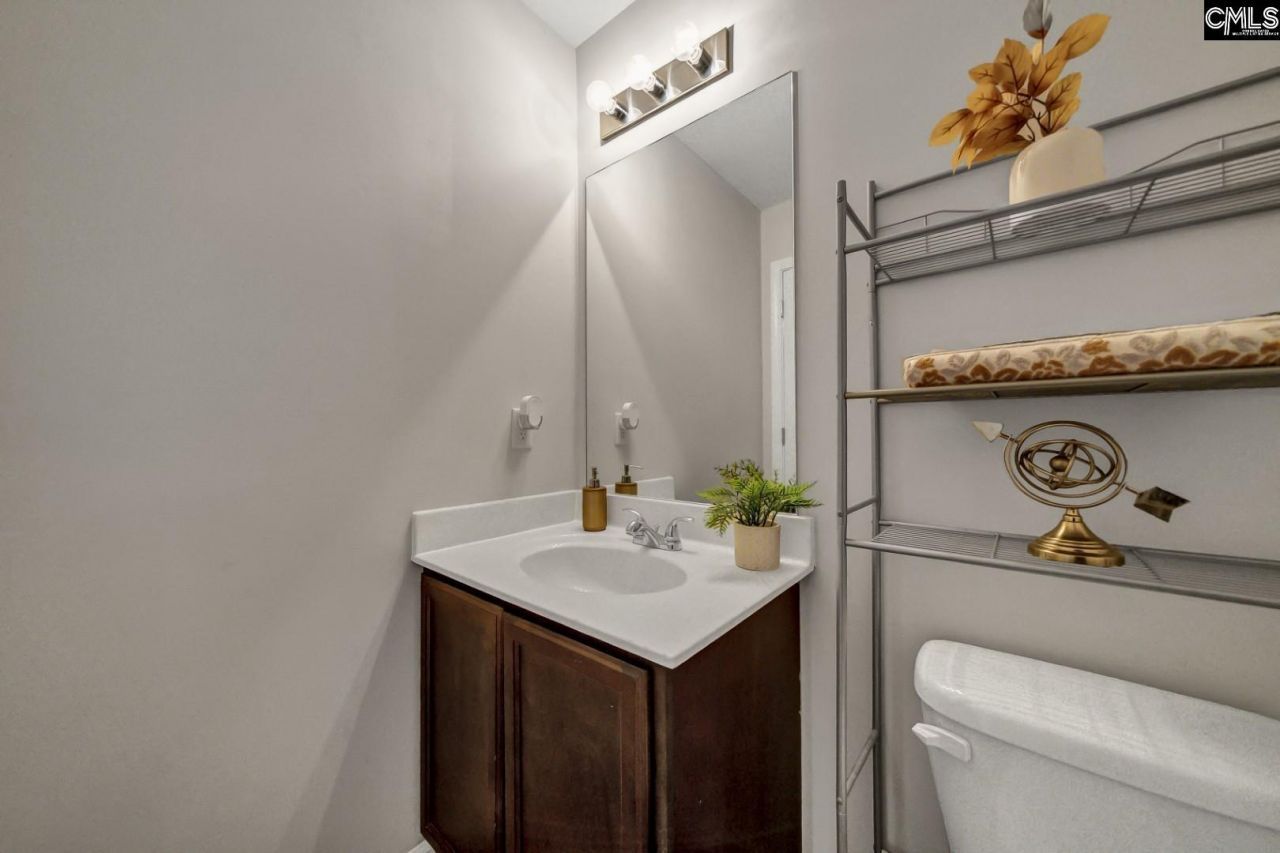 233 Leica Lane Photo 34