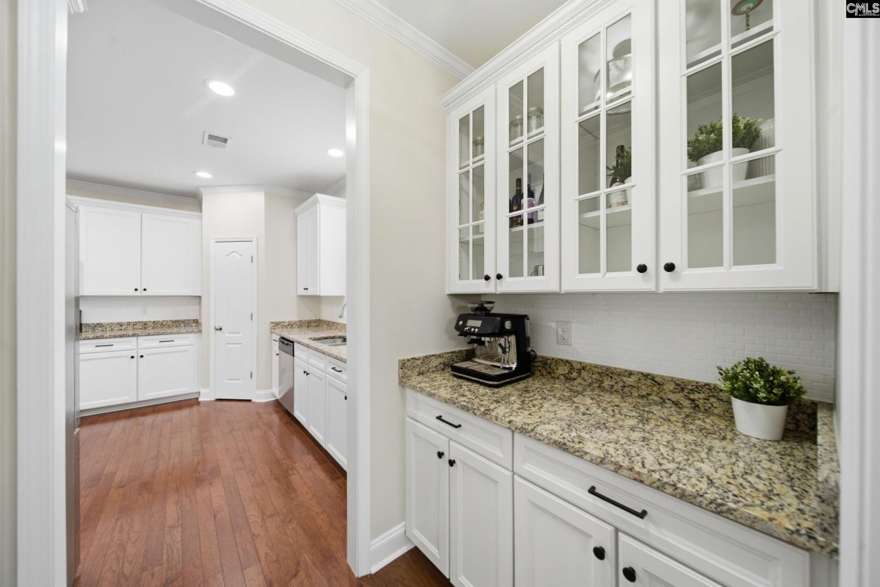 155 Flutter Drive Photo 6