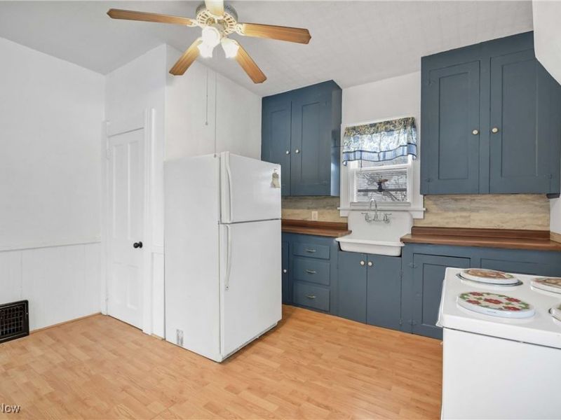 525 2nd Street, Elyria, OH 44035 Photo 29