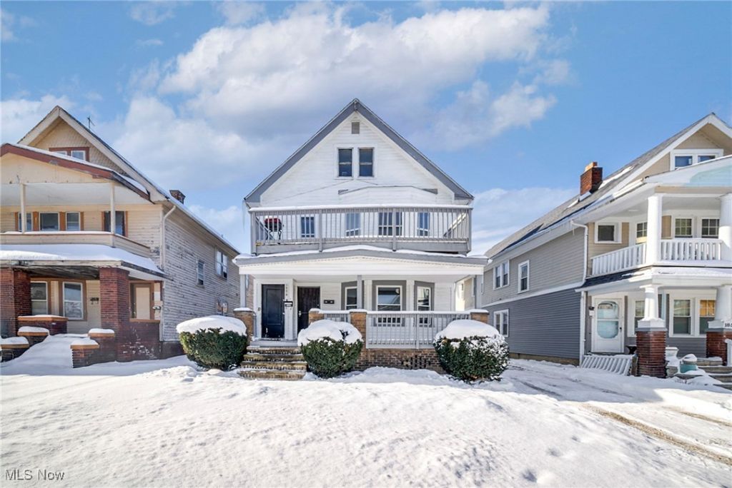 1854 Grantham Road, Cleveland, OH 44112 Main Photo