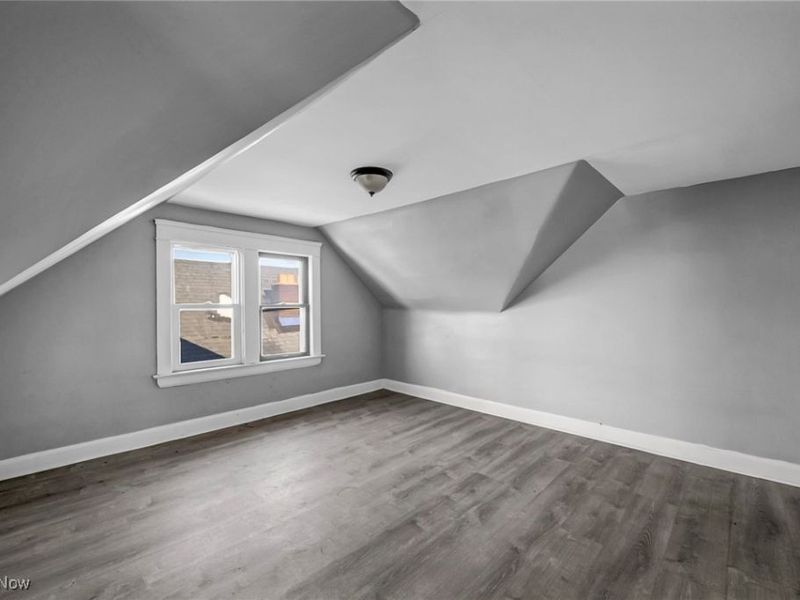 1854 Grantham Road, Cleveland, OH 44112 Photo 30