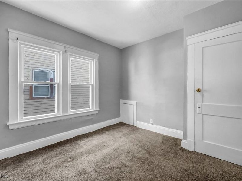 1854 Grantham Road, Cleveland, OH 44112 Photo 38