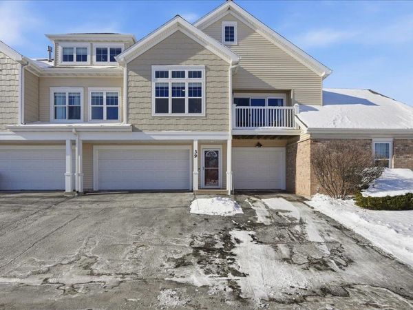 40 Keystone Way, Unit 39, Fitchburg, WI 53711