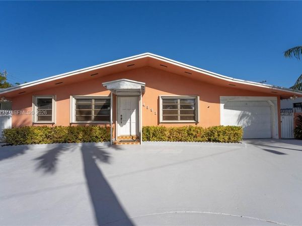 4381 SW 5th Ter, Miami, FL 33134