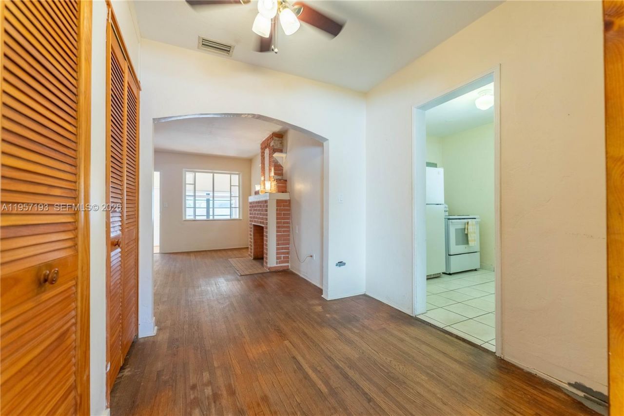 4381 SW 5th Ter, Miami, FL 33134 Photo