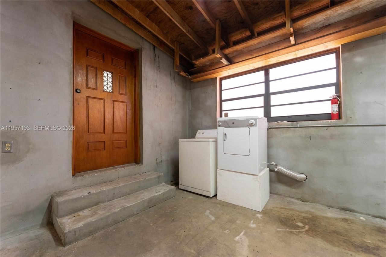 4381 SW 5th Ter, Miami, FL 33134 Photo