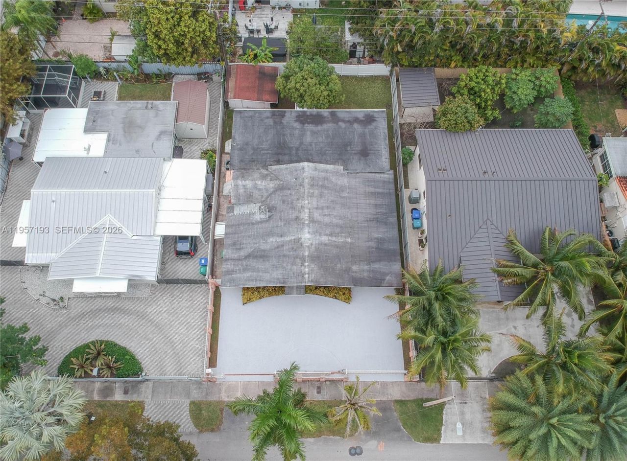 4381 SW 5th Ter, Miami, FL 33134 Photo