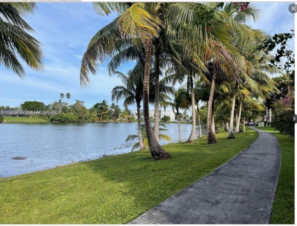 14525 N Kendall Dr, Unit 307J, Miami, FL 33186 Photo