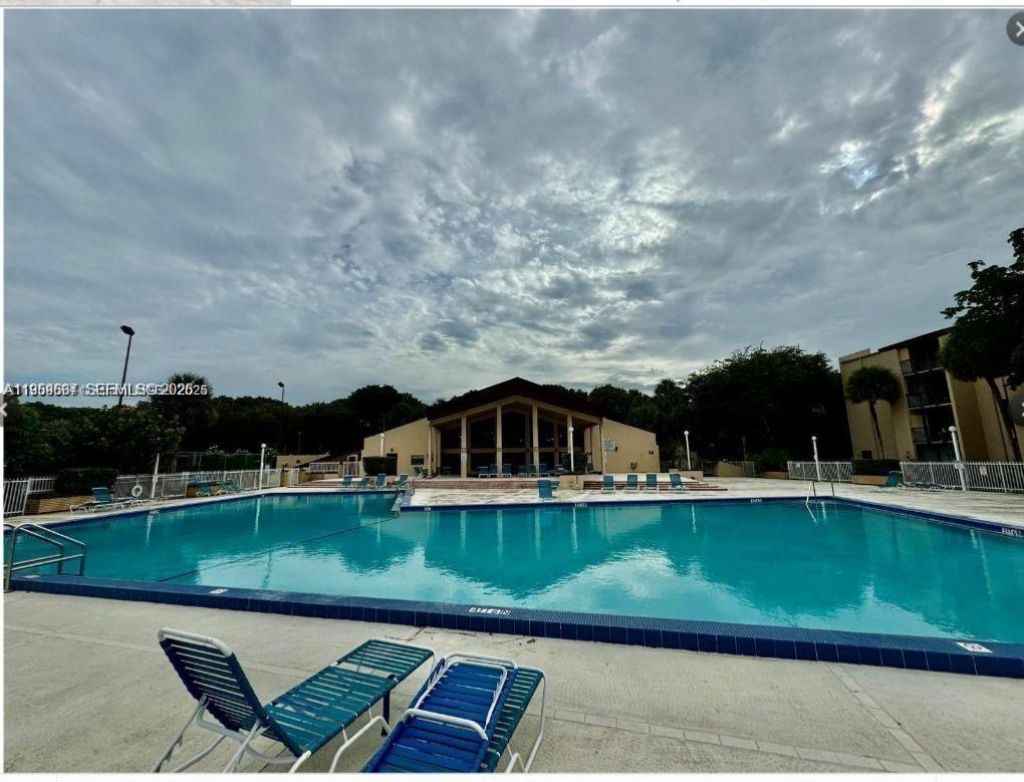 14525 N Kendall Dr, Unit 307J, Miami, FL 33186 Photo