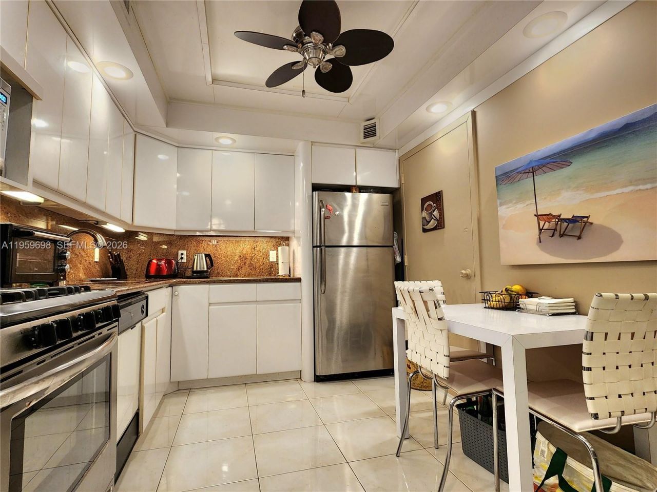 2030 S Ocean Dr, Unit 823, Hallandale Beach, FL 33009 Photo