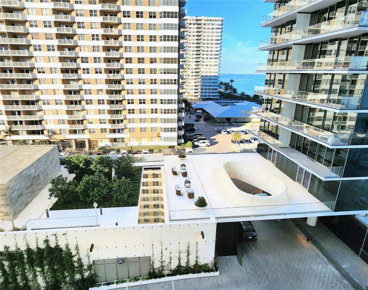 2030 S Ocean Dr, Unit 823, Hallandale Beach, FL 33009 Photo