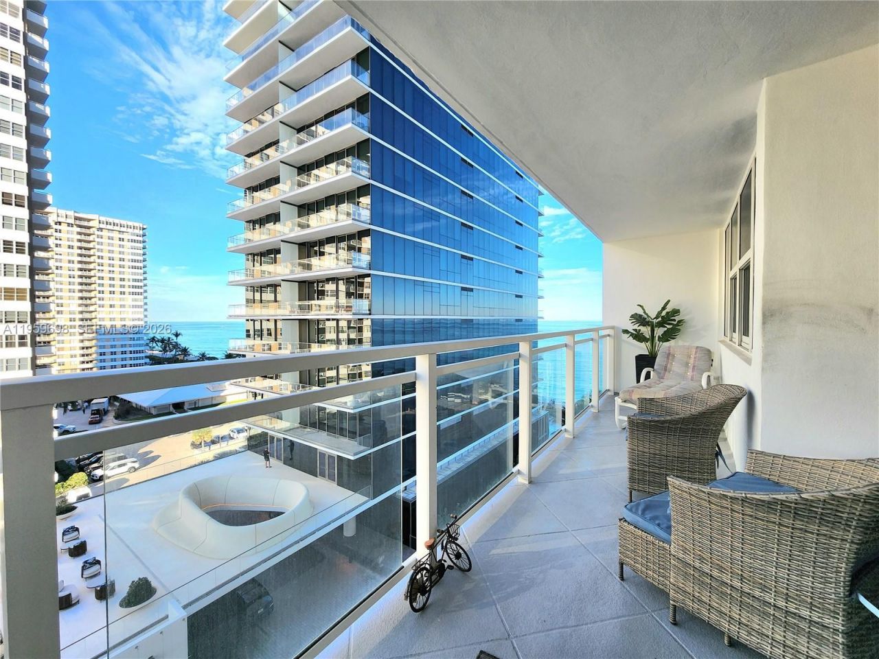 2030 S Ocean Dr, Unit 823, Hallandale Beach, FL 33009 Photo